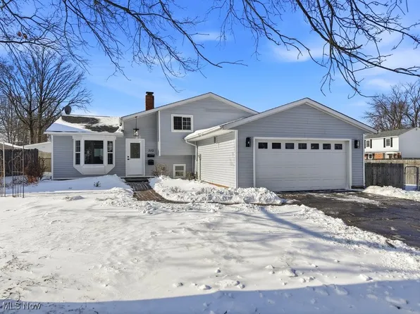 310 Saint Lawrence Blvd, Eastlake, OH 44095