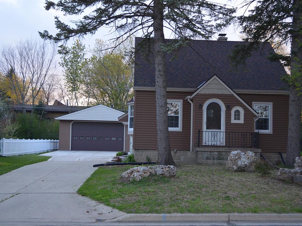 1500 Sq. Ft. Home - very quiet neighborhood at the end of a