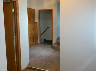 5777 Ridgeview Rd, De Pere, WI 54115