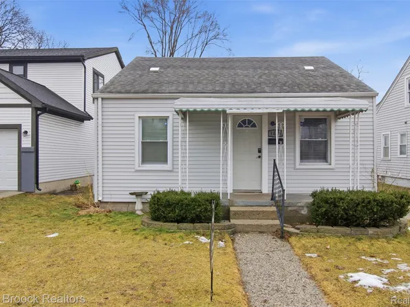 1448 E Harry Ave, Hazel Park, MI 48030