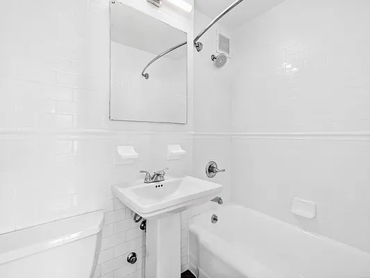 Rented by GoodRock Realty | media 1