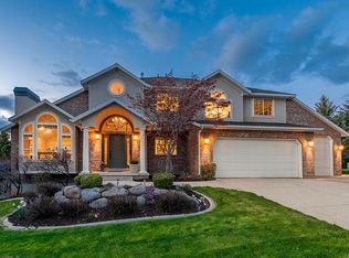 10721 S Stone Gate Cir, Sandy, UT 84092