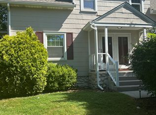 17 Amory Ave UNIT B, Pearl River, NY 10965