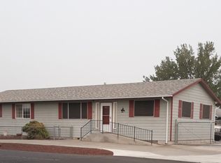 178 John Day St, Umatilla, OR 97882