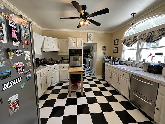 75 Auburn Ave — Photo 4