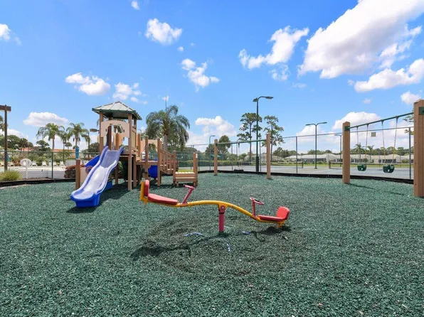 111 Landings Boulevard, Greenacres, FL 33413