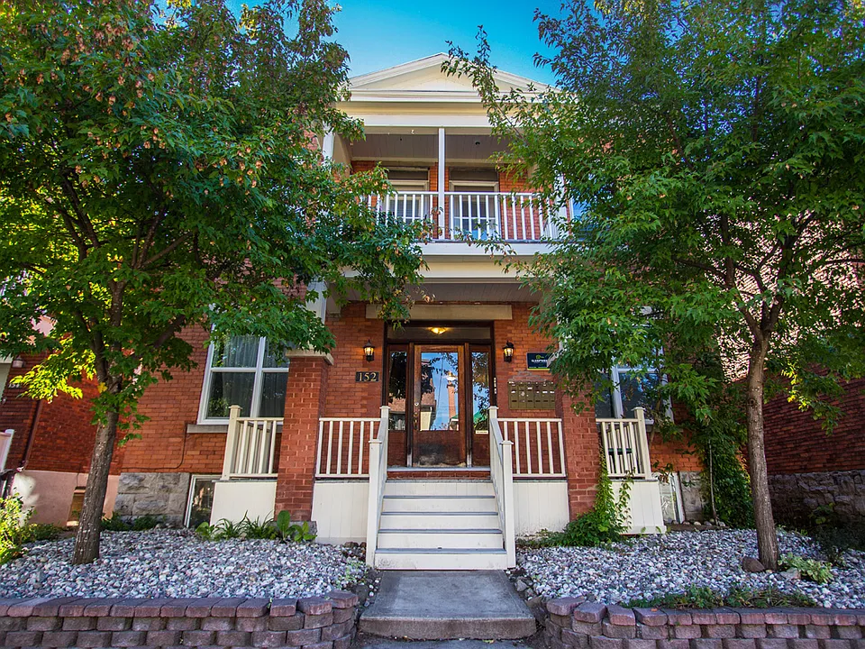 152 Goulburn Ave #2