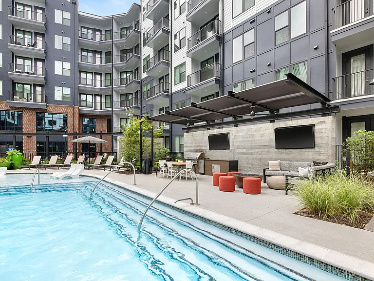 Ellison Parkview — Photo 35