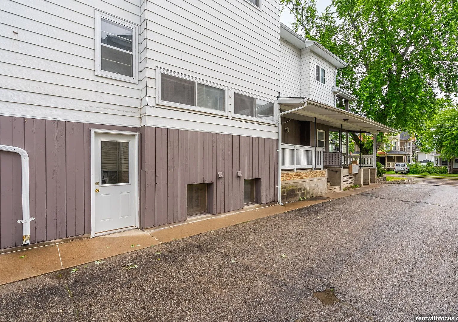 536 Algoma Blvd — Photo 4