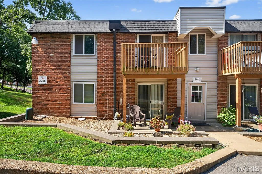 2777 Blackforest Dr APT C photo 1