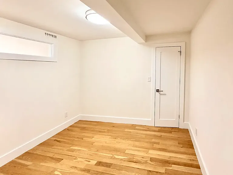 752 W End Ave #16F — Photo 6