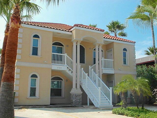 1st image of 103 E Palm St #3