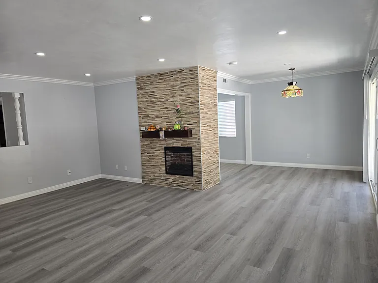 9351 Maureen Dr — Photo 7