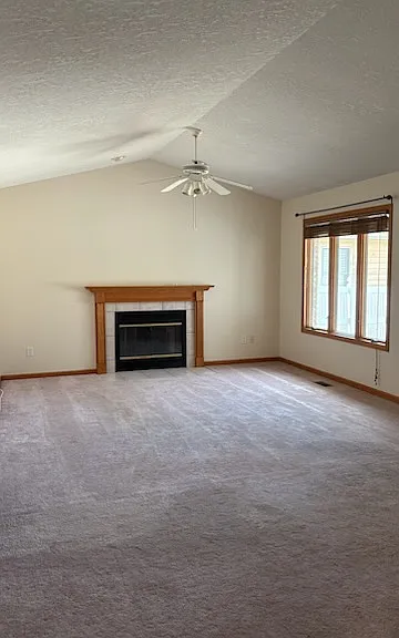 1148 Meadows Walk Dr — Photo 5