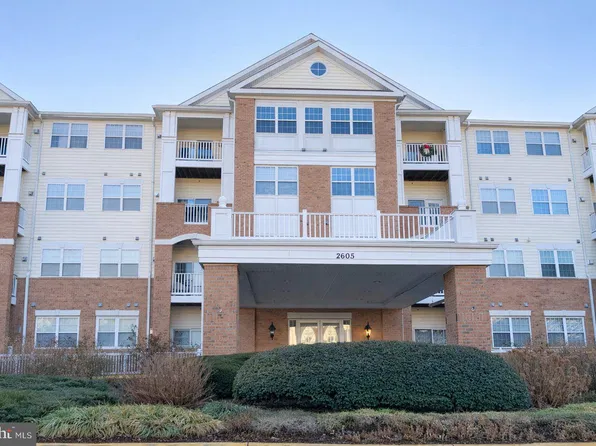 2605 Chapel Lake Dr APT 212, Gambrills, MD 21054