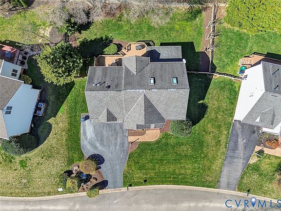2nd image of 11908 Sumner Ct