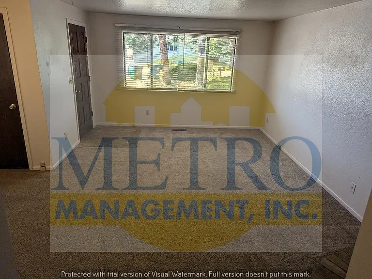 768 W Sylvan St — Photo 8