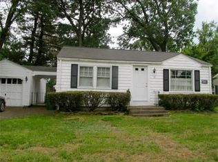 37 Harrington Rd, Chicopee, MA 01020