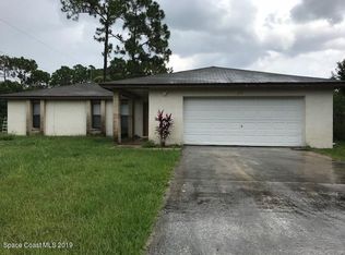 591 Borraclough Ave NW, Palm Bay, FL 32907