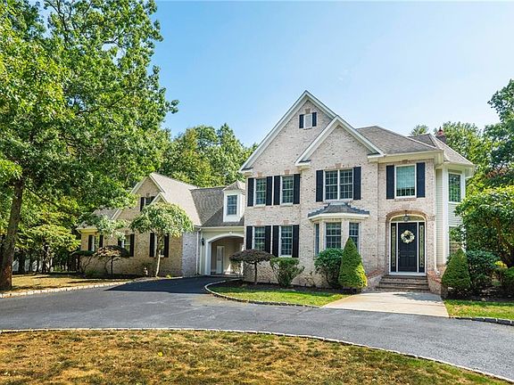 2nd image of 70 Tipping Rock Dr