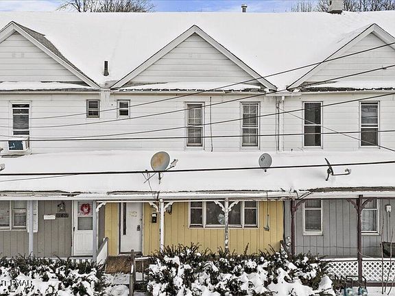 4th image of 940 Providence Rd