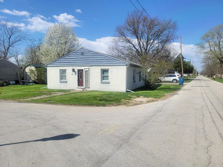 12264 Roosevelt Blvd — Photo 3