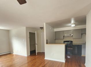 157 Meadowbrook Ln #2, Brookhaven, PA 19015