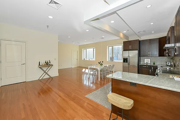 Rented by Sapo Group | media 3