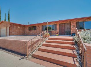 8902 E Rosewood St, Tucson, AZ 85710