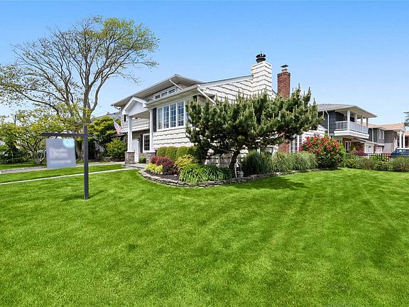 2nd image of 124 Regent Dr