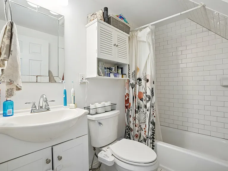 67 Concord Ave #1 — Photo 7