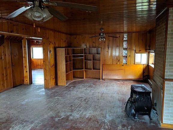 2nd image of 38 Franklin Ave