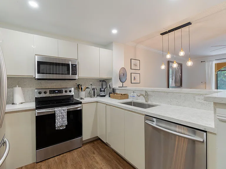 11785 Saint Andrews Pl #106 — Photo 9