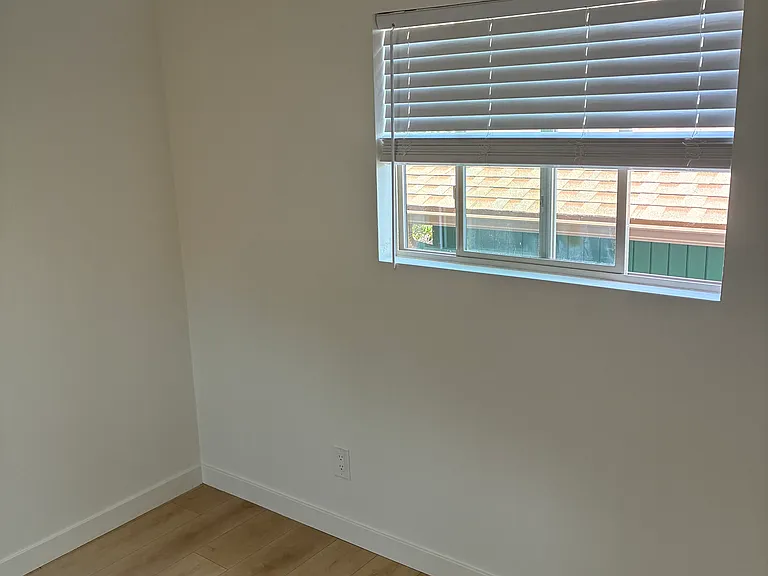 1218 W Spruce St #D — Photo 2