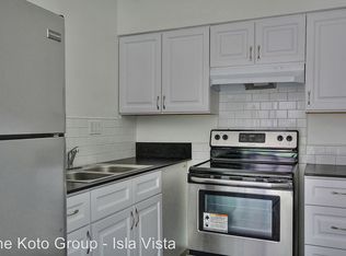 6515 Trigo Rd APT 2, Goleta, CA 93117