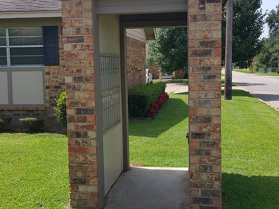 Mailbox area