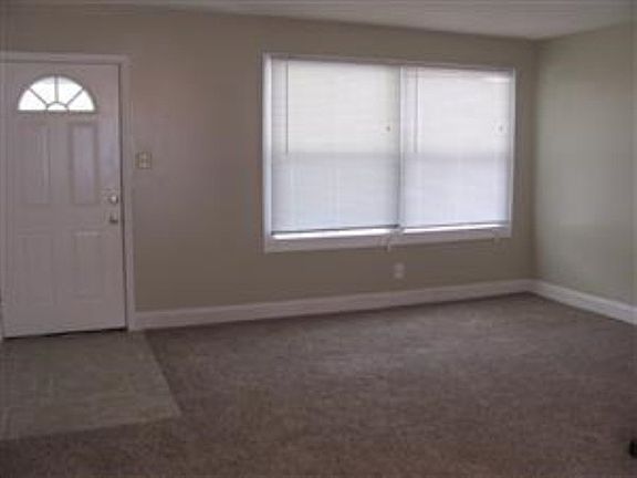 3rd image of 1440 Aldrich St NE
