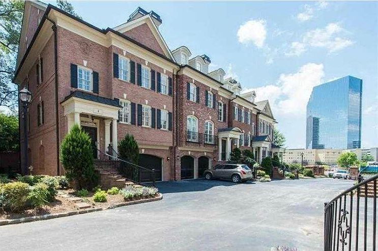 1st image of 3475 Roxboro Rd NE Unit 4