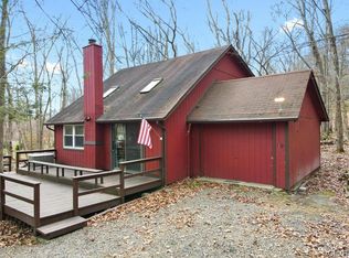 3103 Delaware Cir, Bushkill, PA 18324