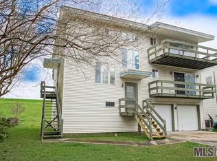 532 S River Rd, Port Allen, LA 70767