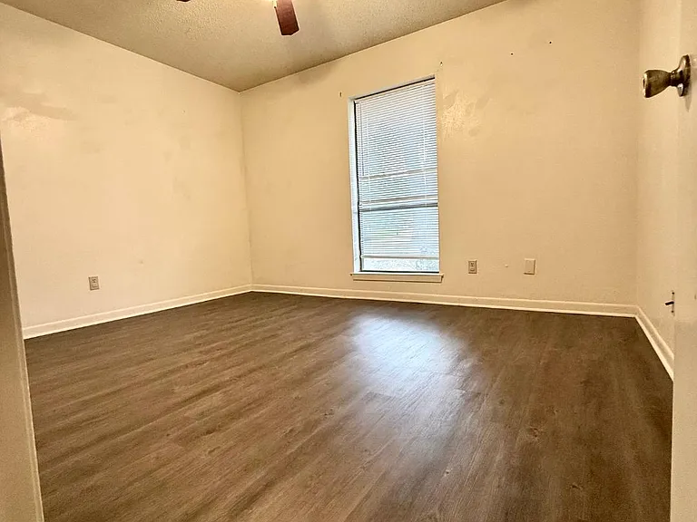 1734 Preston Dr #1732 — Photo 12
