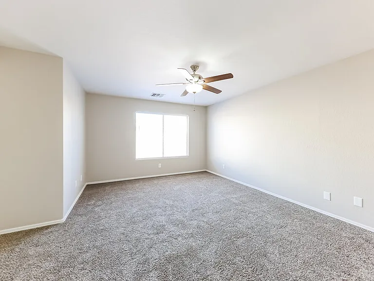 6054 W Jones Ave — Photo 9