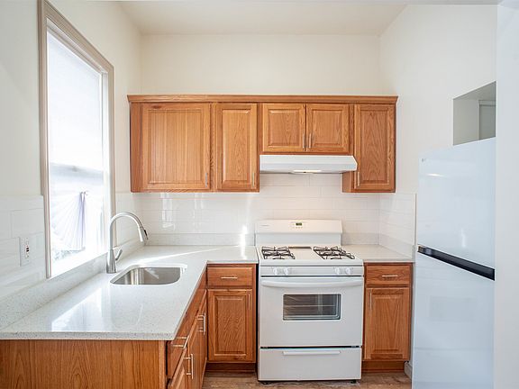 3rd image of 428 69th St Floor 2