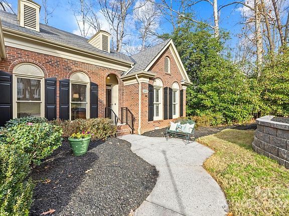3rd image of 14907 Stonegreen Ln