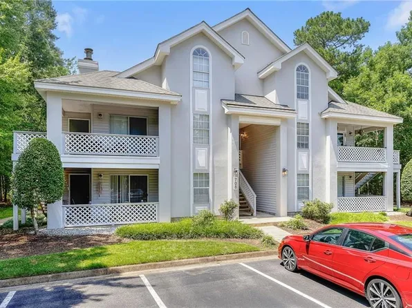 708 Inlet Quay APT D, Chesapeake, VA 23320