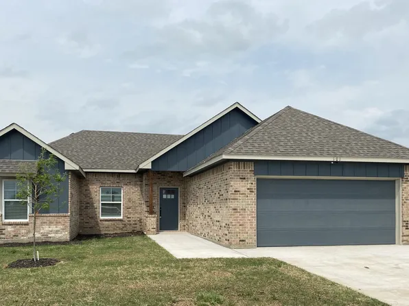 111 Panther Loop, Mabank, TX 75147