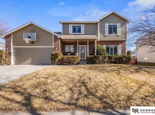 1148 W Harvest Dr, Lincoln, NE 68521