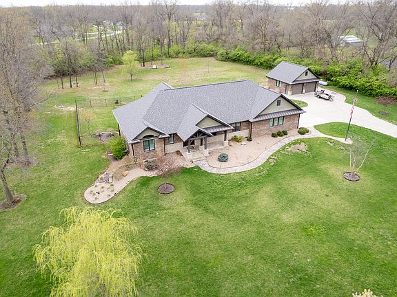 4th image of 22824 Audrain Rd #814