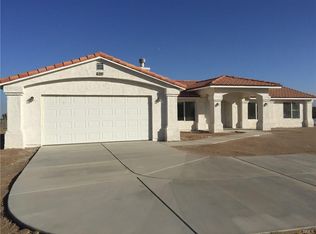 10460 Nielson Rd, Oak Hills, CA 92344