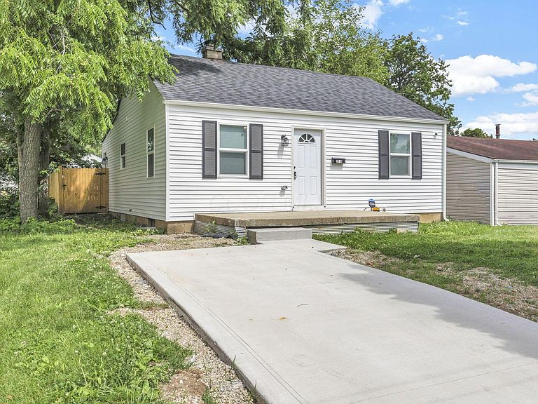 Listing photo 4